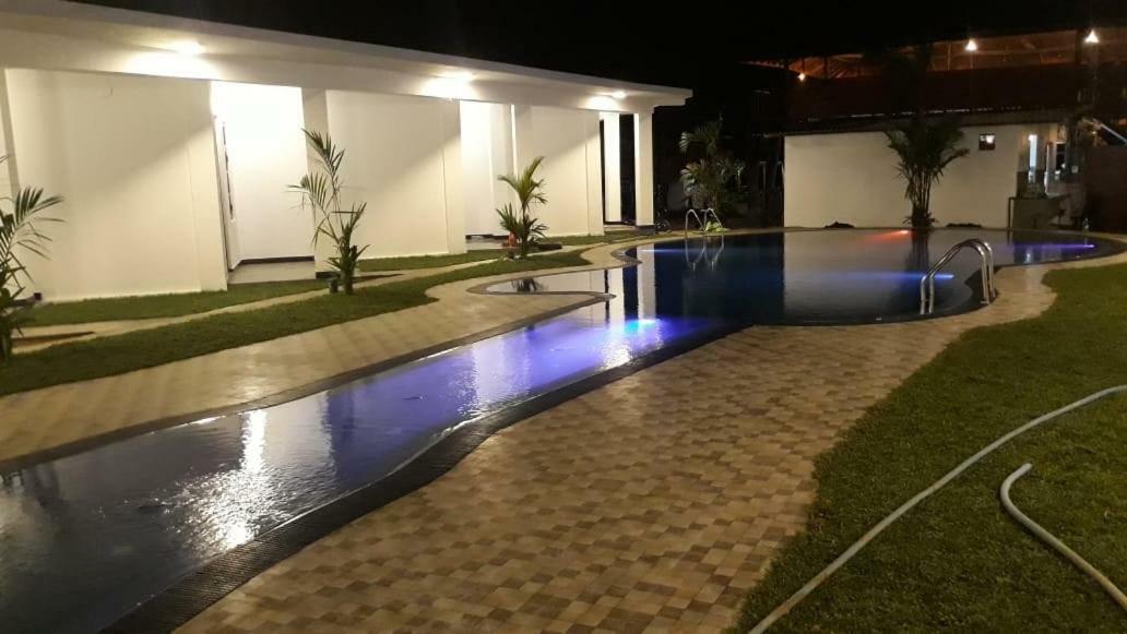 Guitar Bay Hotel อารูกัมเบย์ ภายนอก รูปภาพ
