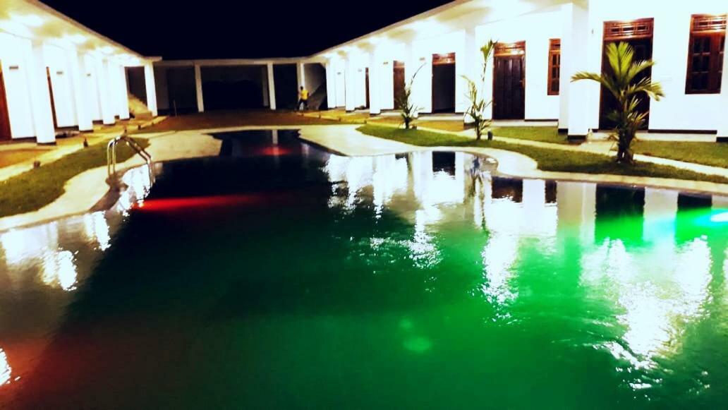 Guitar Bay Hotel อารูกัมเบย์ ภายนอก รูปภาพ